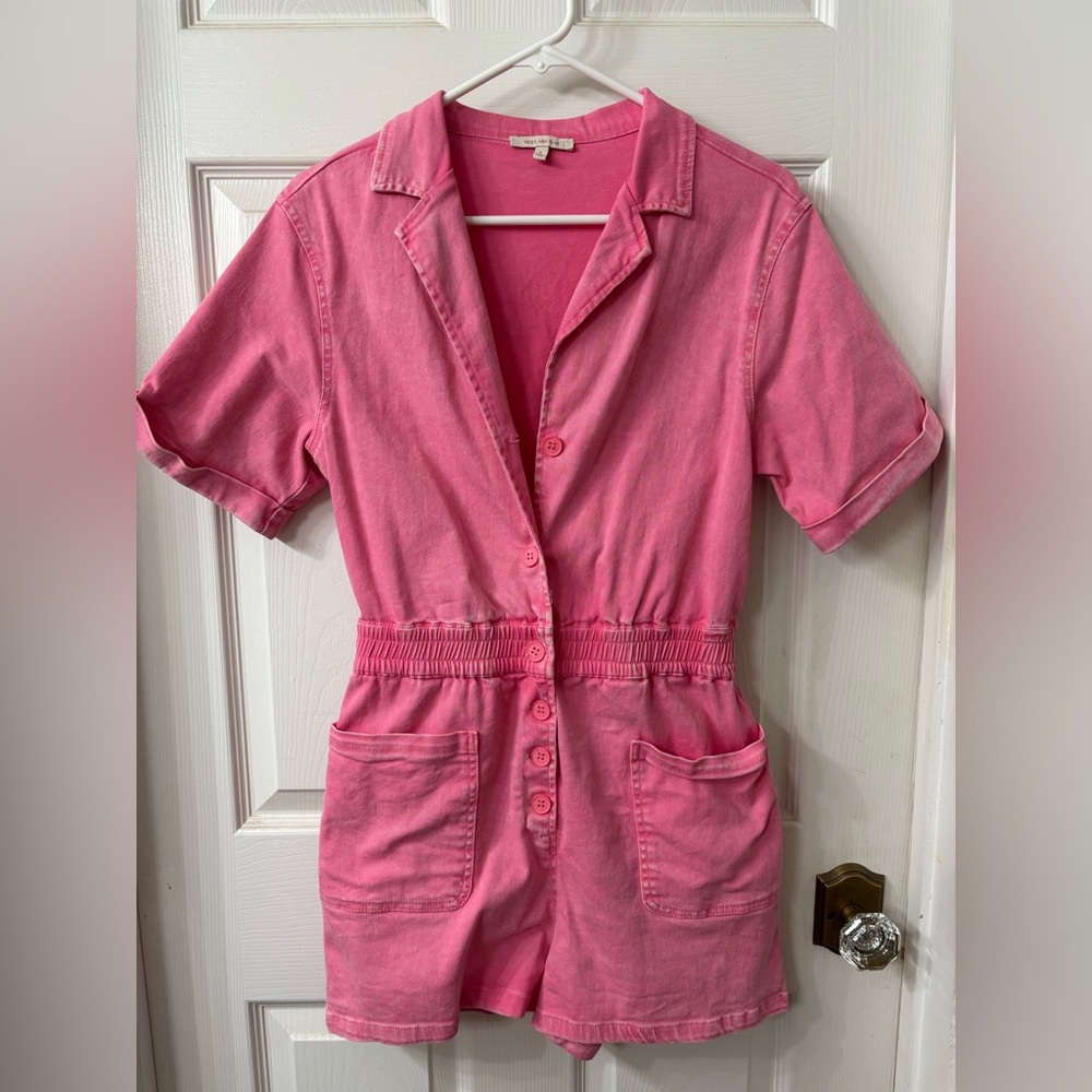 Skies are Blue 
Romper size S
